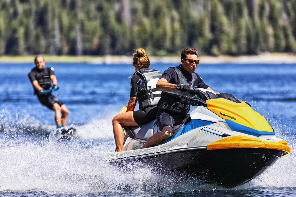 Habilitação e documentação para pilotar jet ski — Kawasaki Jet